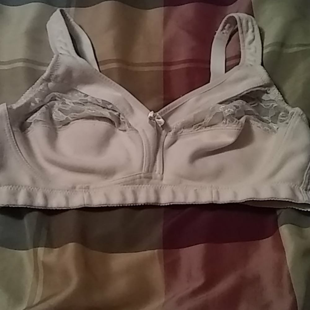 Women's bra